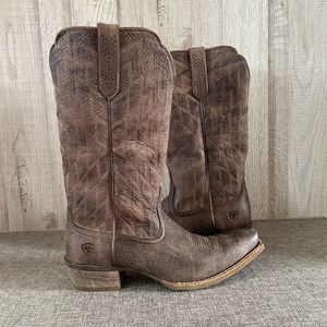 WOMEN'S Size 8 ARIAT
Heritage Southwestern Western Boot Brown Style No. 10021579
